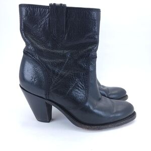 Frye Leather Pull-On Ankle Boots Size 6.5 B Style 3476948 BLACK